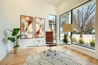4719 W University Blvd in Dallas, TX - Building Photo - Building Photo