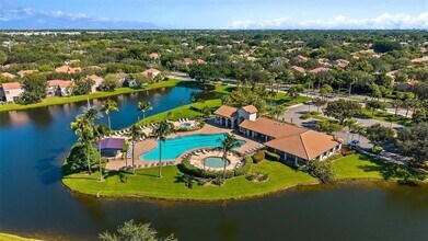 10701 NW 14th St in Plantation, FL - Building Photo - Building Photo