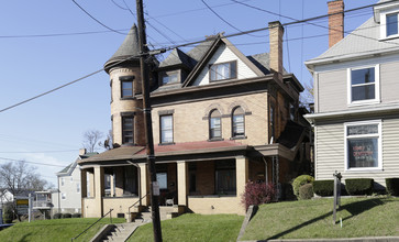 302 Adams St in Rochester, PA - Building Photo - Building Photo