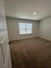 4037 Lily Glade Ln in Seguin, TX - Building Photo - Building Photo