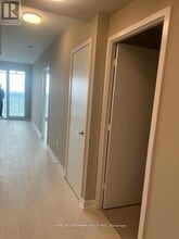 3900 Confederation Pkwy in Mississauga, ON - Building Photo - Building Photo