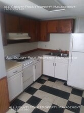 2430 Tanglewood St-Unit -4 in Lakeland, FL - Building Photo - Building Photo