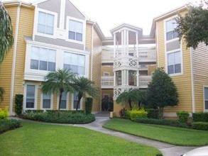 Bridgewater in St. Petersburg, FL - Building Photo - Building Photo