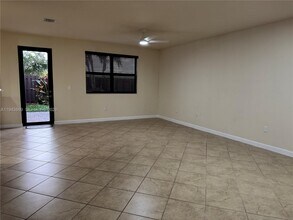 9132 SW 227th Ln in Cutler Bay, FL - Building Photo - Building Photo