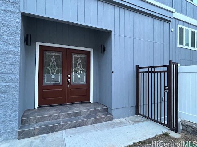 551 Papahehi Pl in Honolulu, HI - Building Photo - Building Photo