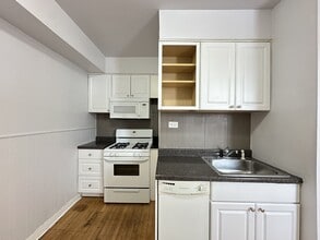 4409 N Kenneth Ave in Chicago, IL - Building Photo - Building Photo