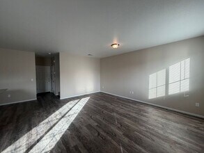 9800 Salty Dog Dr in Reno, NV - Building Photo - Building Photo