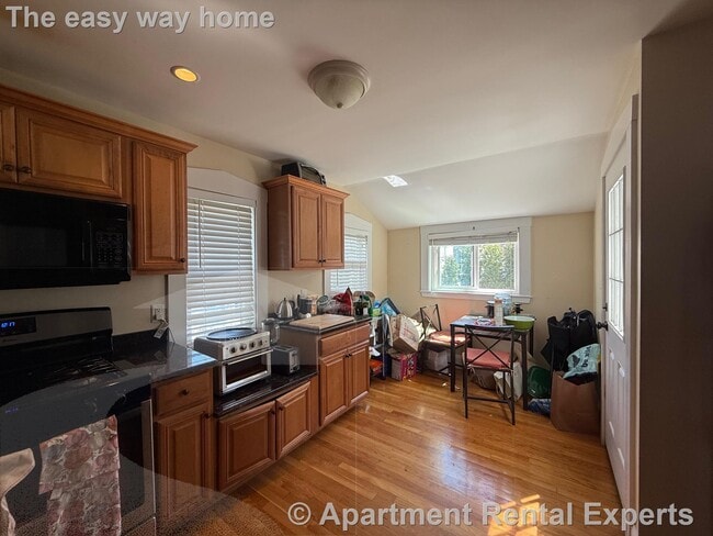 20 Bellevue St in Medford, MA - Foto de edificio - Building Photo