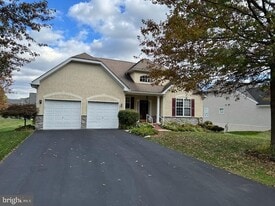 302 Whitestone Rd in Avondale, PA - Building Photo