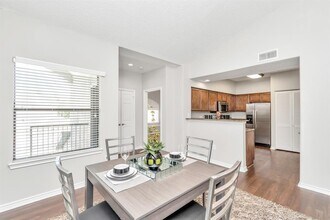 1600 Eldridge Pkwy S in Houston, TX - Building Photo - Building Photo