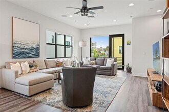 907 Arlington Ave N in St. Petersburg, FL - Building Photo - Building Photo