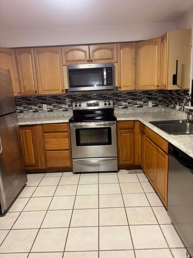 property at 803 9th Ave NW