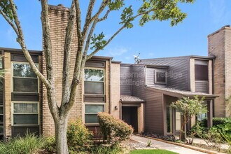 2256 Gemini St in Houston, TX - Foto de edificio - Building Photo