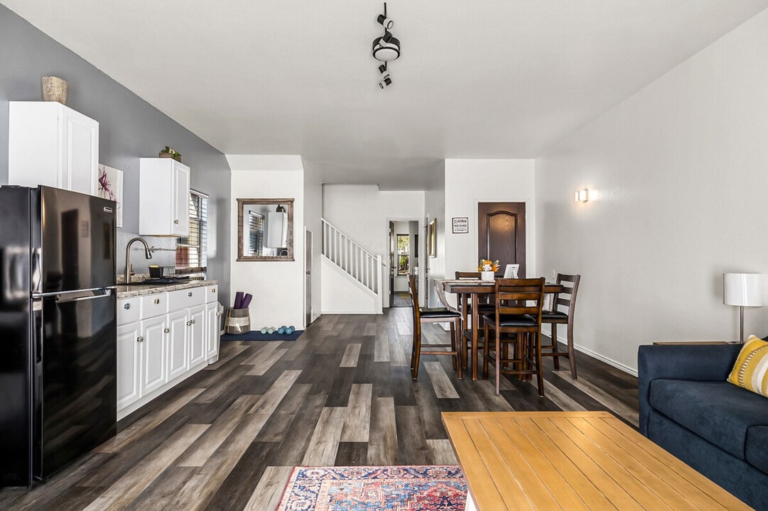 309 Evening Grosbeak Dr, Unit SI ID1492677P in Pflugerville, TX - Foto de edificio