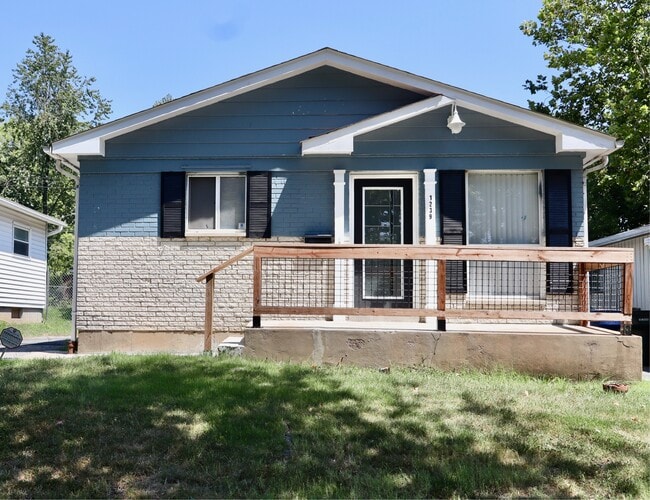 property at 1239 Peggy Ct