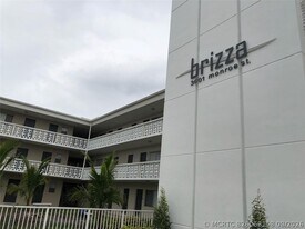3601 Monroe St in Hollywood, FL - Building Photo
