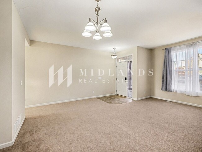 8417 S 65th St in Bellevue, NE - Building Photo - Building Photo