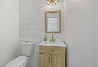 1278 Plaza Ave in Atlanta, GA - Foto de edificio - Building Photo