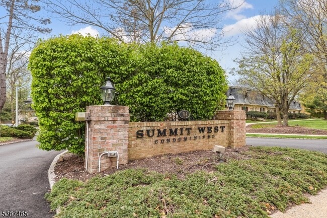 property at 768 Springfield Ave