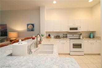 1045 Tarpon Cove Dr in Naples, FL - Building Photo - Building Photo