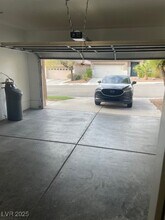 3808 Sterling Crest Pl in Las Vegas, NV - Foto de edificio - Building Photo