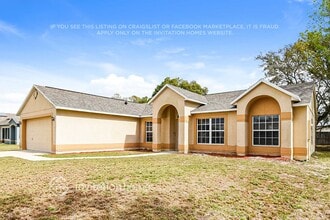 521 Mobley Dr in Deltona, FL - Building Photo - Building Photo
