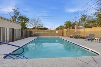 3039 N 38th St in Phoenix, AZ - Foto de edificio - Building Photo