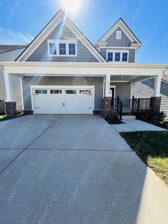 8112 Warbler Wy in Brentwood, TN - Building Photo