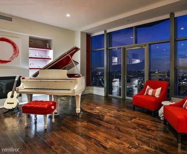 10776 Wilshire Blvd in Los Angeles, CA - Building Photo - Building Photo