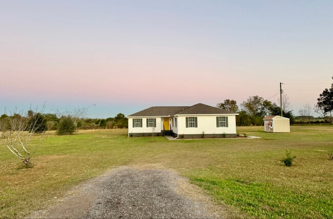 6349 FL-189 in Baker, FL - Building Photo - Building Photo