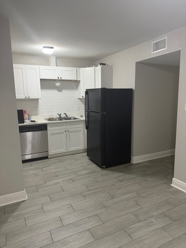 property at 40468 W Hernandez Ave