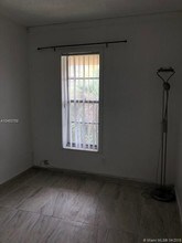 251 172nd St-Unit -9C in Sunny Isles Beach, FL - Building Photo - Building Photo