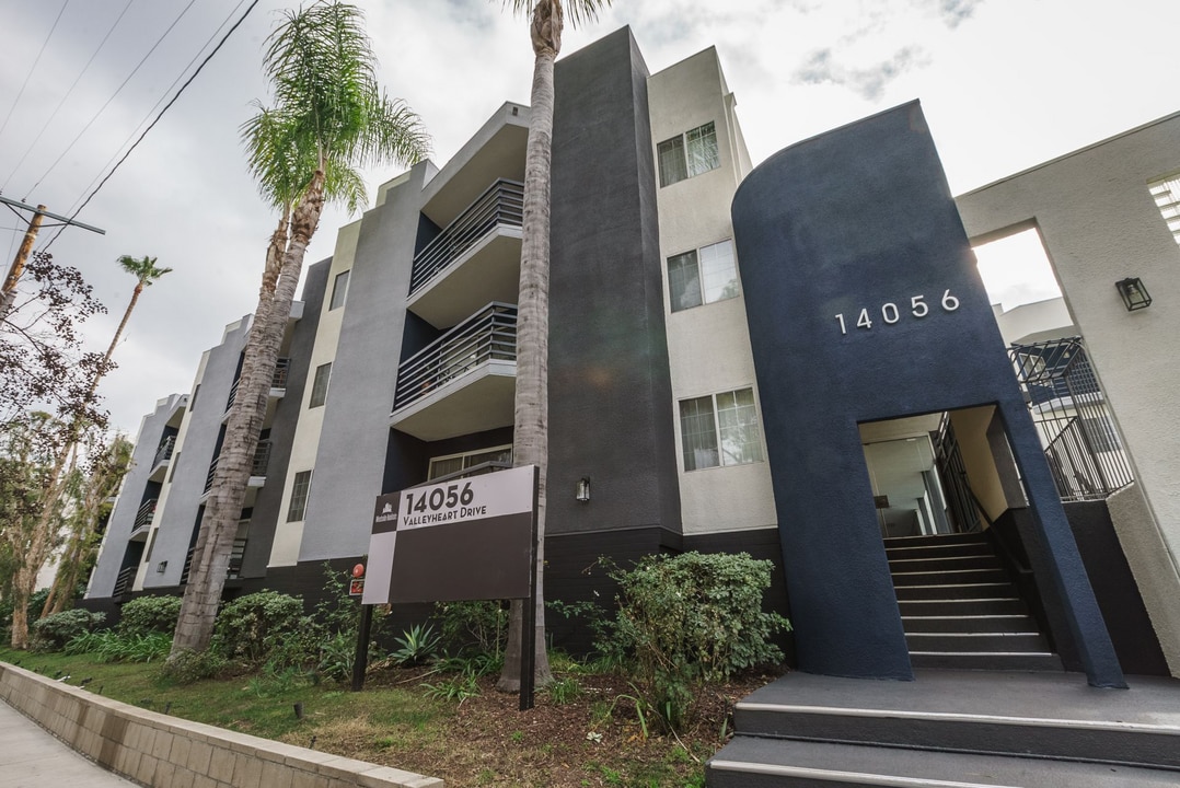 14056 Valleyheart in Sherman Oaks, CA - Building Photo