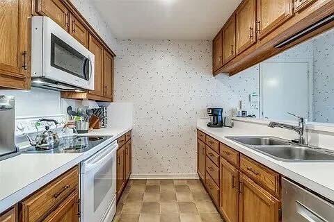 2949 Allister St in Dallas, TX - Building Photo - Building Photo