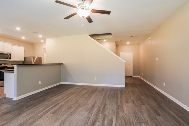 27064 Leonardo Dr in Magnolia, TX - Building Photo - Building Photo