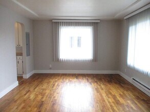 8618 Tacoma Ave S in Tacoma, WA - Building Photo - Building Photo