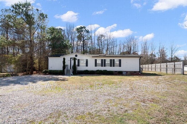 1508 Willow Downs Cir in Willow Spring, NC - Building Photo - Building Photo