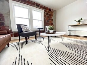 The Flats at Highland Park Apartments in Des Moines, IA - Building Photo - Building Photo