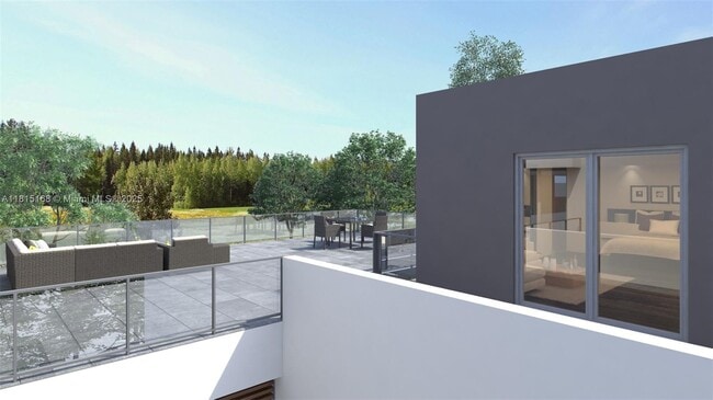 5800 Canal Dr in Greenacres, FL - Building Photo - Building Photo