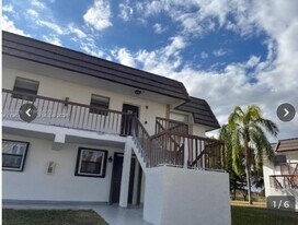 14857 SW 104th St in Miami, FL - Building Photo