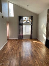 8405 Luna Bay Ln in Las Vegas, NV - Building Photo - Building Photo