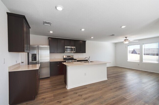 7317 Sparkling Light Dr in Austin, TX - Building Photo - Building Photo