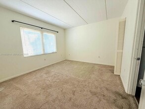 649 S Tamiami Trl in Venice, FL - Building Photo - Building Photo