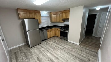 Upton St Apartments LLC in Grafton, MA - Building Photo - Building Photo