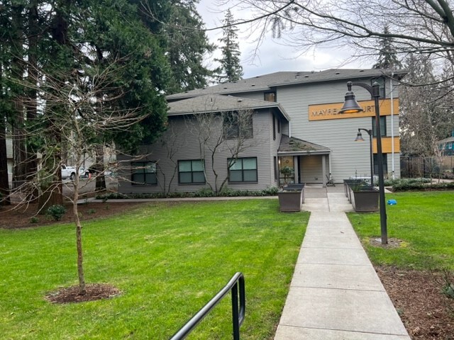 Mayfield Court Apartments in Portland, OR - Building Photo - Building Photo