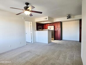 3601 W Tierra Buena Ln, Unit J241 in Phoenix, AZ - Building Photo - Building Photo