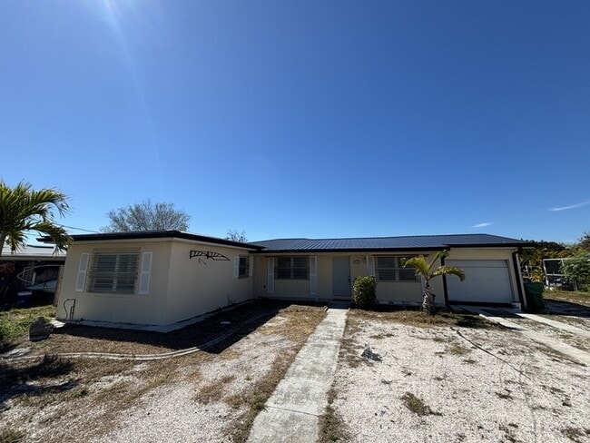 property at 4143 Conway Blvd