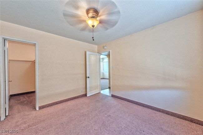 property at 216 N 10th St