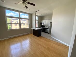 Bryant Lofts in Pittsburgh, PA - Foto de edificio - Building Photo