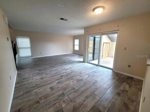 456 Hunter Cir, Unit 138 in Kissimmee, FL - Building Photo - Building Photo